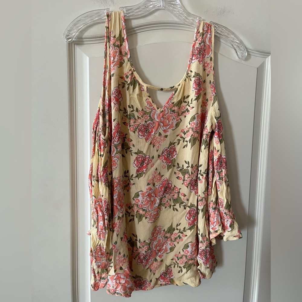 Shyanne Floral Cold-Shoulder Blouse in Cream and Pink